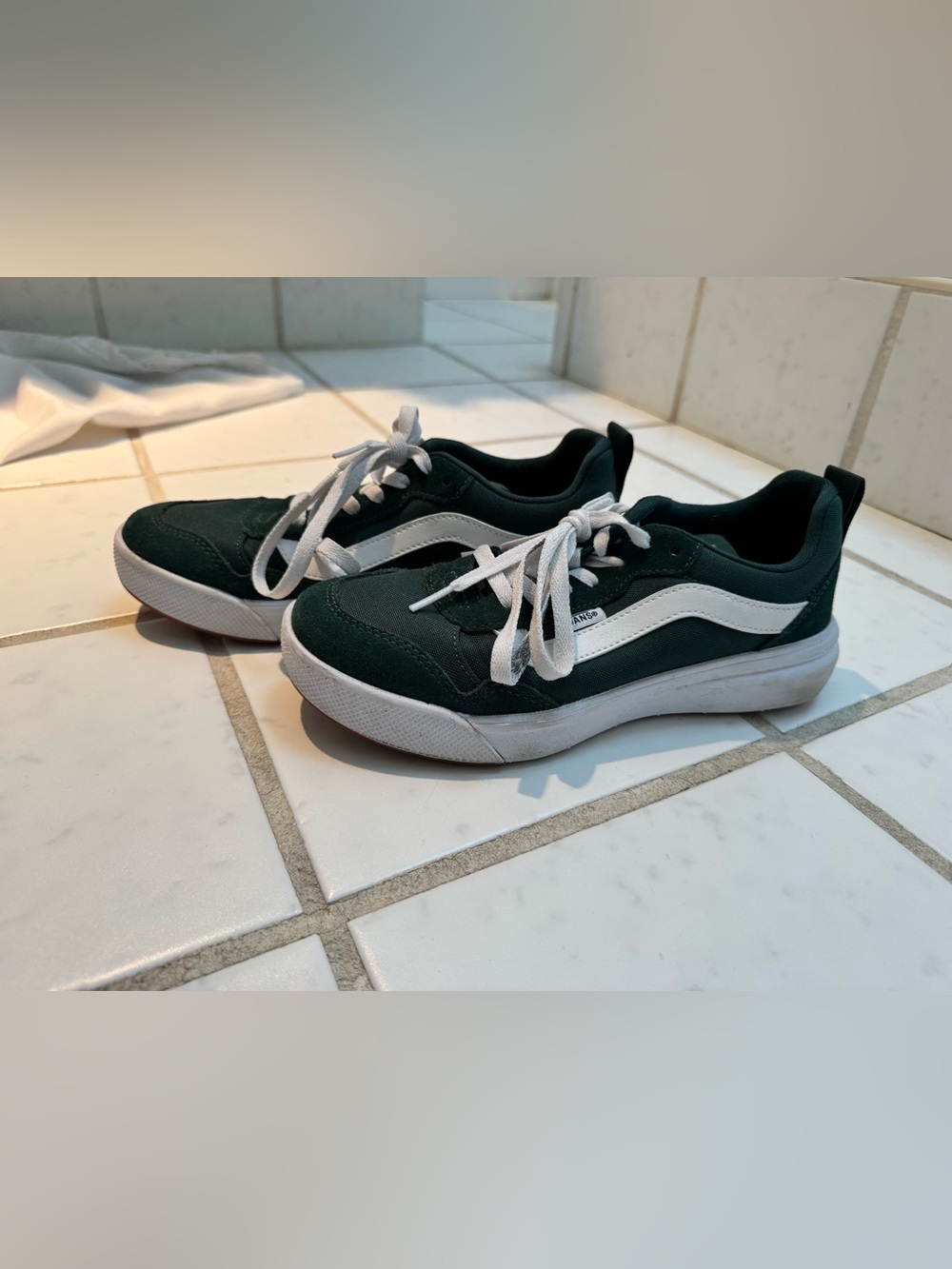 Vans Range Deluxe sneakers- Dark Green- 7.5